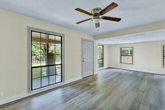 2605 Stark St in Fort Worth, TX - Building Photo - Building Photo