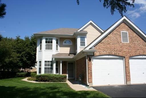 2 Delaware Ct in Schaumburg, IL - Building Photo