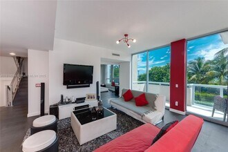 3801 Collins Ave in Miami, FL - Building Photo - Building Photo