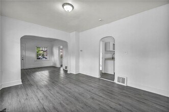 4302 W 30th St in Cleveland, OH - Building Photo - Building Photo