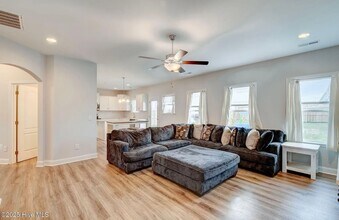 5759 Orchardgrass Rd in Leland, NC - Building Photo - Building Photo