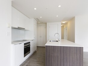 1308 Hornby St in Vancouver, BC - Building Photo - Building Photo