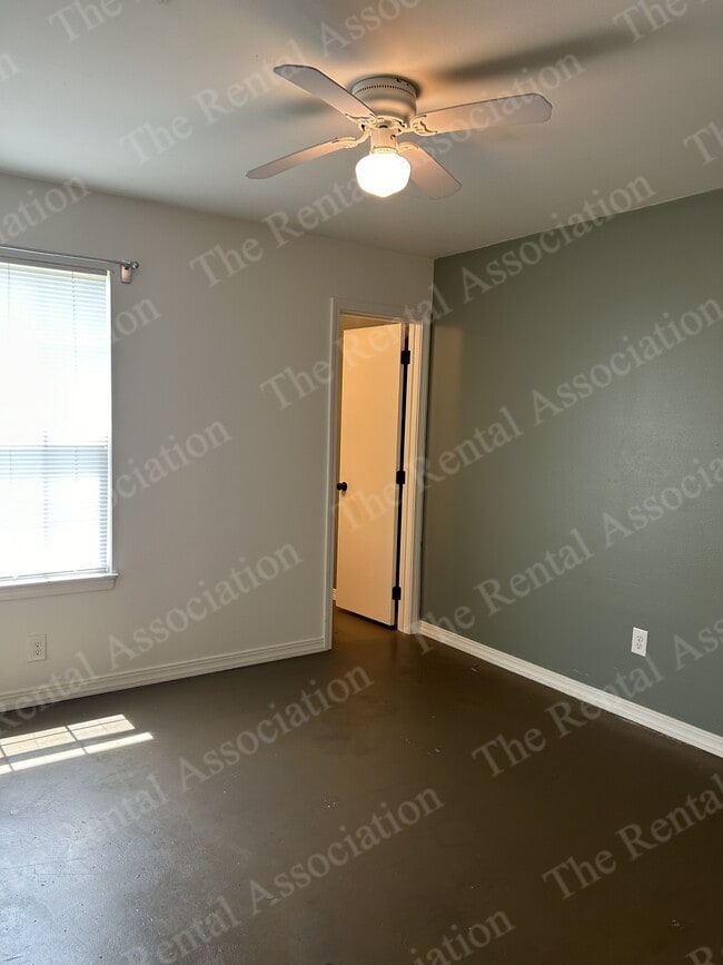 property at 185 Brownlee Rd