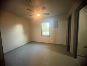 4610 N Detroit Ave in Tulsa, OK - Building Photo - Building Photo