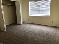 1801 Sara Dr photo'