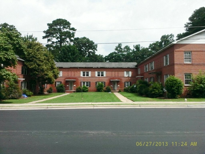 109-113 E Weatherspoon St in Sanford, NC - Building Photo