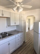1330 N Cole St, Unit 1330 N. Cole in Lima, OH - Building Photo