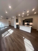 3111 140th St in Lubbock, TX - Foto de edificio - Building Photo