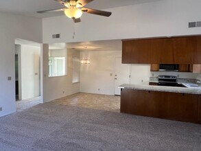 3559 Hiawatha Way in Antelope, CA - Building Photo - Building Photo