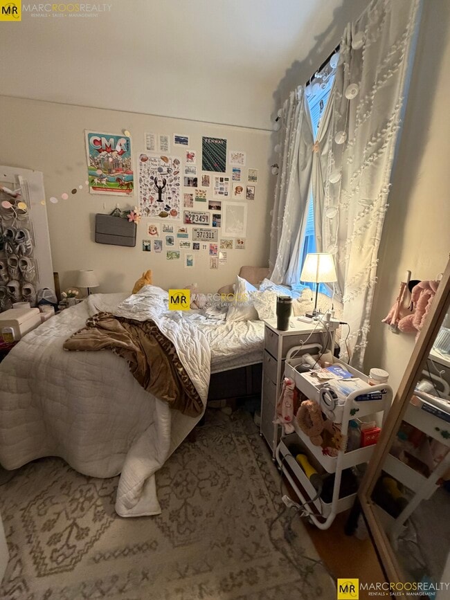 456 Beacon St, Unit 3 in Boston, MA - Foto de edificio - Building Photo