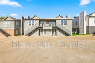 8133 Foxfire Ln in White Settlement, TX - Building Photo