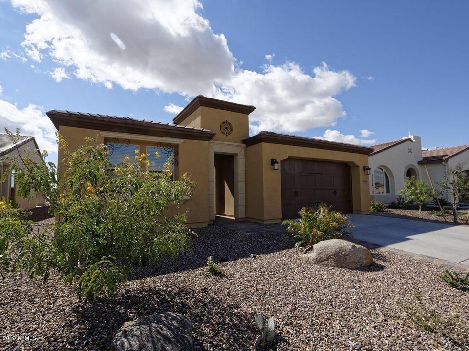 36094 Stoneware Dr in San Tan Valley, AZ - Building Photo