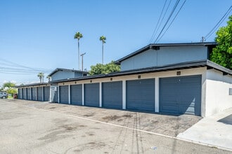 Orange Grove Apartments in Orange, CA - Building Photo - Building Photo
