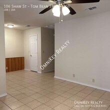 106 Shaw St in Tom Bean, TX - Building Photo - Building Photo