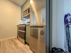 314-314 14 St NW in Calgary, AB - Building Photo - Building Photo