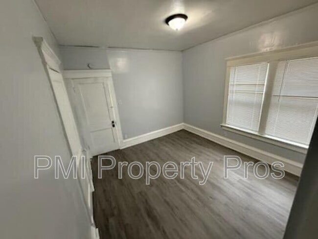 property at 3225 N 27th St
