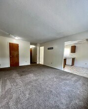 51600 Co Rd 652, Unit Countryside 51640 1-C in Mattawan, MI - Foto de edificio - Building Photo