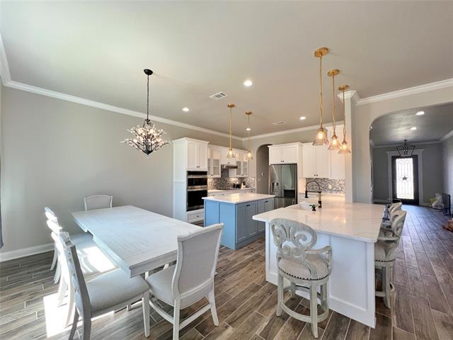 property at 101 Hearthstone Ct