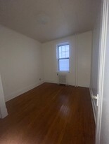 39 Jeanette St in Albany, NY - Building Photo