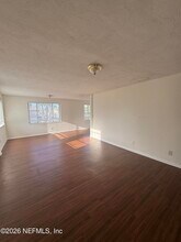 210 13th Ave N in Jacksonville Beach, FL - Building Photo - Building Photo