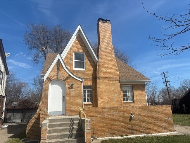 15065 Gilchrist St in Detroit, MI - Building Photo - Building Photo