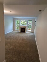 520 SE Columbia River Dr, Unit 220 in Vancouver, WA - Building Photo