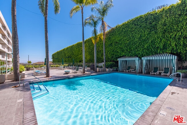 property at 1131 Alta Loma Rd