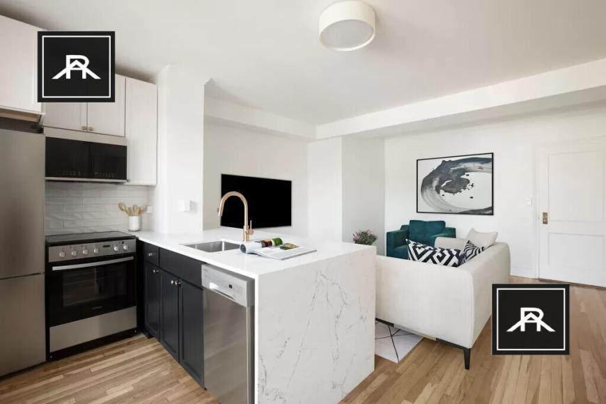 1286 Beacon St in Brookline, MA - Building Photo