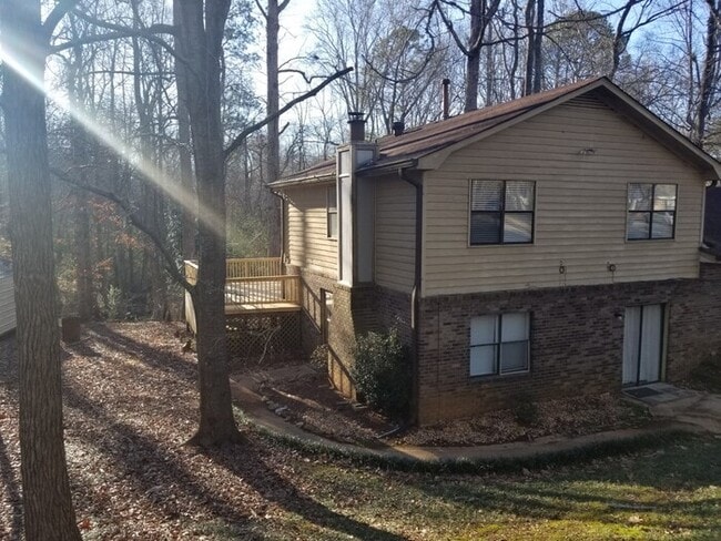 property at 1021 Sourwood Ct