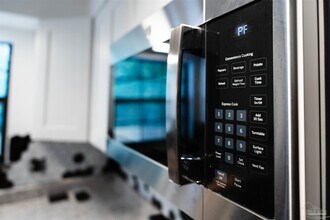 1156 Signal Hill Ln in Pensacola, FL - Building Photo - Building Photo