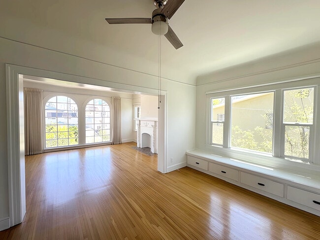 25 Falcon Ave, Unit B