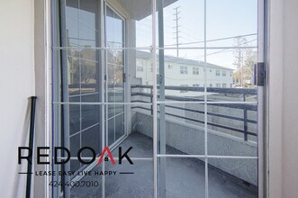 4320 S Centinela Ave, Unit 104 in Los Angeles, CA - Building Photo - Building Photo