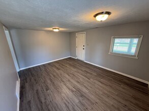 2001 N 29th St in Lincoln, NE - Building Photo - Building Photo