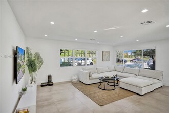 1610 Polk St-Unit -1 in Hollywood, FL - Building Photo - Building Photo