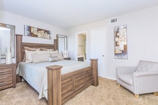 Somerset Park At Union Apartments in Tulsa, OK - Building Photo