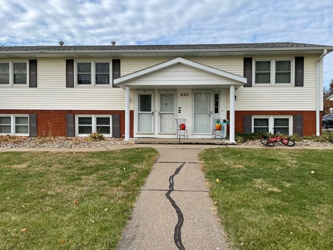 property at 450 S 14th St
