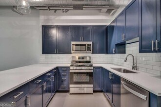 400 Village Pkwy in Atlanta, GA - Foto de edificio - Building Photo