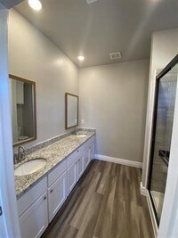 1523 Clark St photo'