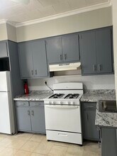 22 Mount Pleasant Ave, Unit #2 in Belleville, NJ - Building Photo - Building Photo