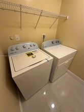 11061 NW 39th St in Coral Springs, FL - Building Photo - Building Photo