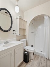 5614 Christie Ln in Garland, TX - Foto de edificio - Building Photo