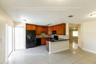 13403 SW 261st Ln in Homestead, FL - Foto de edificio - Building Photo