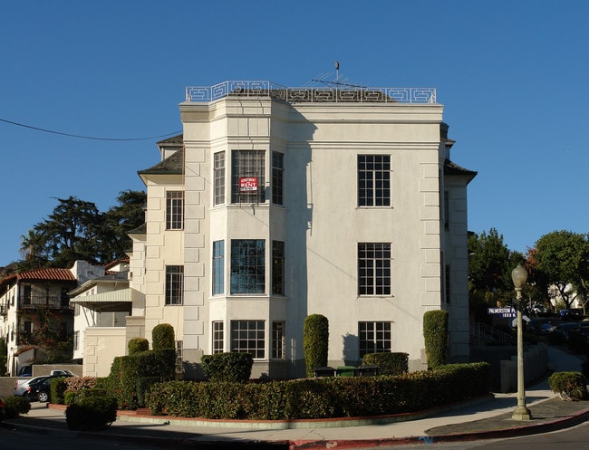 1920 Palmerston Pl in Los Angeles, CA - Foto de edificio - Building Photo