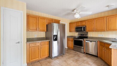 6925 Weirton Pl in Charlotte, NC - Building Photo - Building Photo