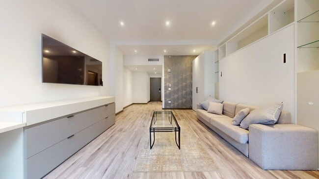 Broad Street, Unit 301 in Newark, NJ - Building Photo - Building Photo