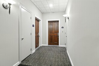 914 Main St in Houston, TX - Building Photo - Building Photo