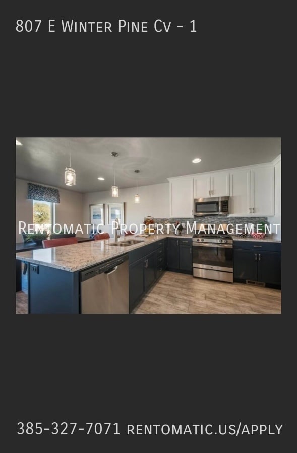 807 E Winter Pine Cv in Cottonwood Heights, UT - Building Photo - Building Photo