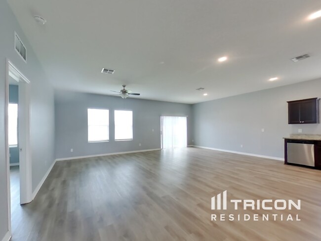 5833 Herder Rd in Magnolia Square, FL - Building Photo - Building Photo