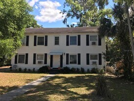 111 Stewart Ave in DeLand, FL - Building Photo