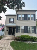 1458 Boulevard in West Hartford, CT - Building Photo